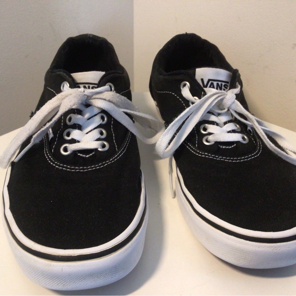 Vans U Authentic, Unisex Adult’s Sneakers- 10 Women’s/8.5 Men’s